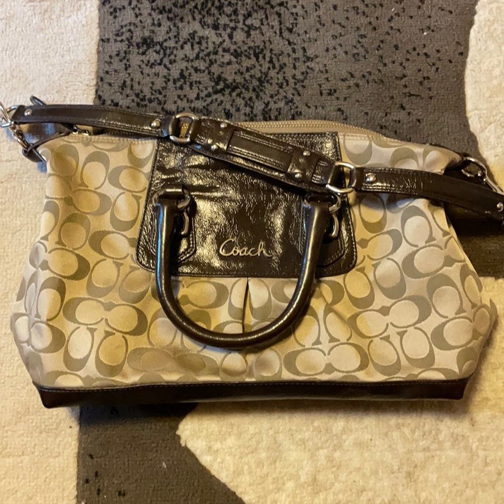 Authentic Coach Shoulder Bag.